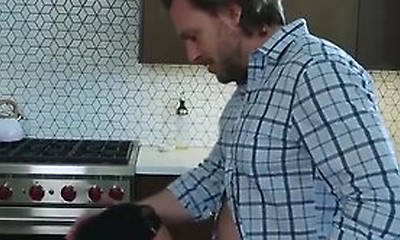 College Pornstar Isaac Parker Bares His Asshole To Officer Hans Berlin