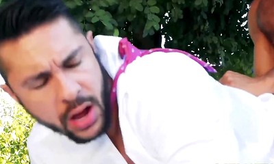 Hunky Latino Denis Vega Anal Breeds Seth Santoro