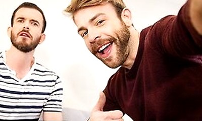 Gabriel Phoenix Turns His Morning Routine Into A Steamy Hookup With Franky Fox