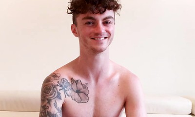 Cute Twink Cant Hold His Cum (Robert Law)