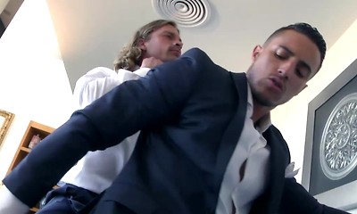 Dapper. Starring Johan Kane & Klein Kerr